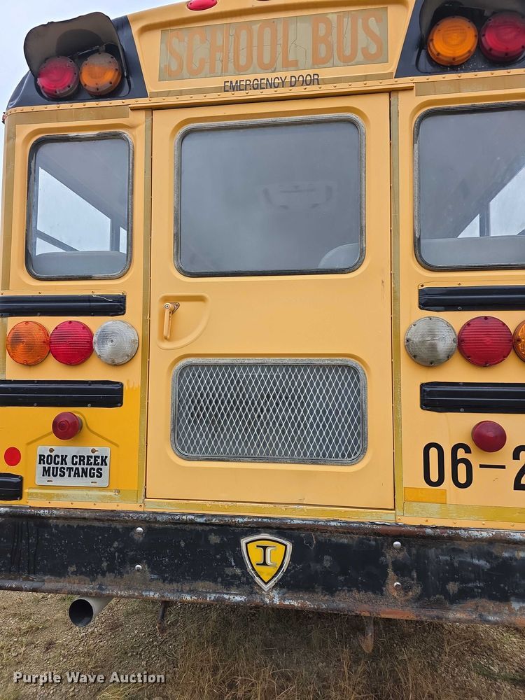 image for item FI0599 2006 IC CE300 school bus