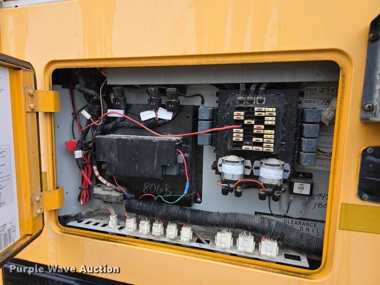 image for item FI0599 2006 IC CE300 school bus