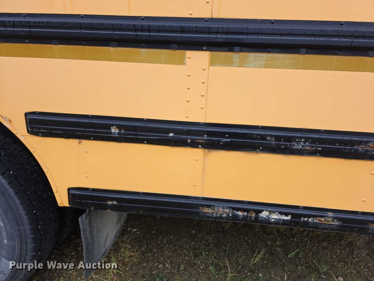 image for item FI0599 2006 IC CE300 school bus