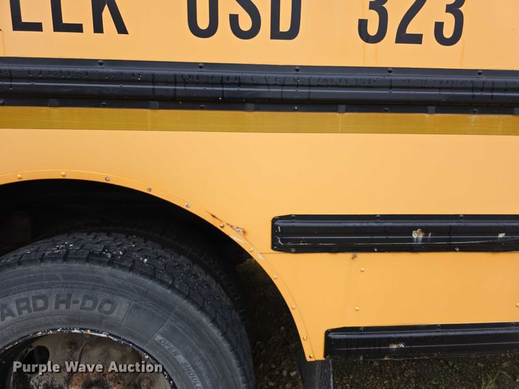 image for item FI0599 2006 IC CE300 school bus
