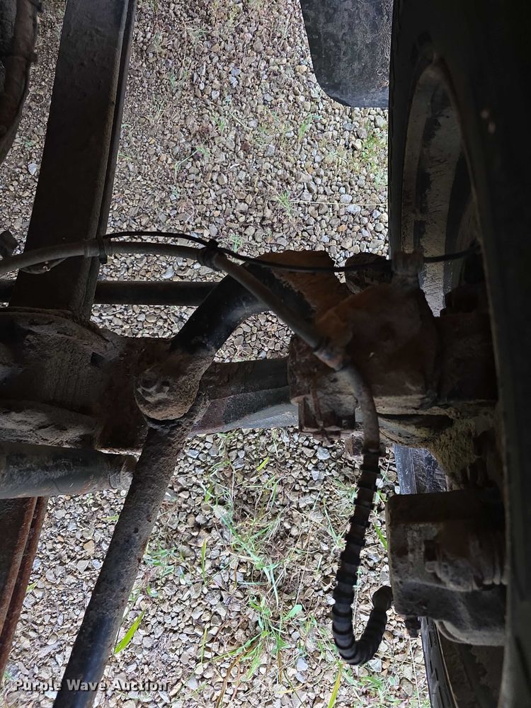 image for item FI0599 2006 IC CE300 school bus