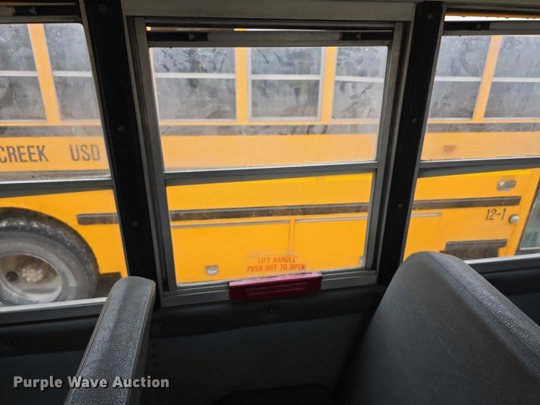 image for item FI0599 2006 IC CE300 school bus