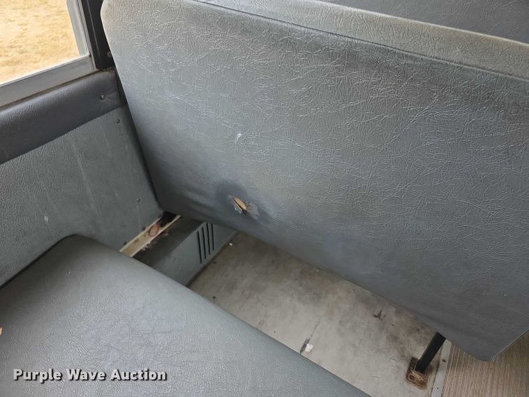 image for item FI0599 2006 IC CE300 school bus