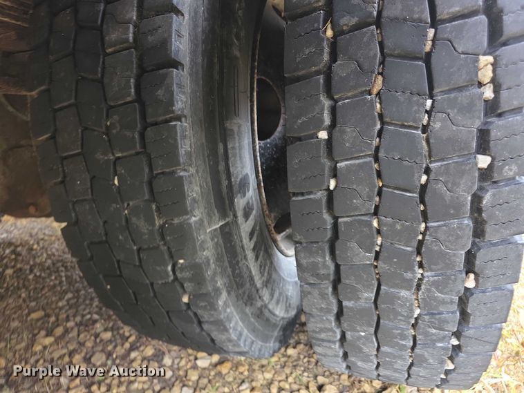 image for item FI0599 2006 IC CE300 school bus