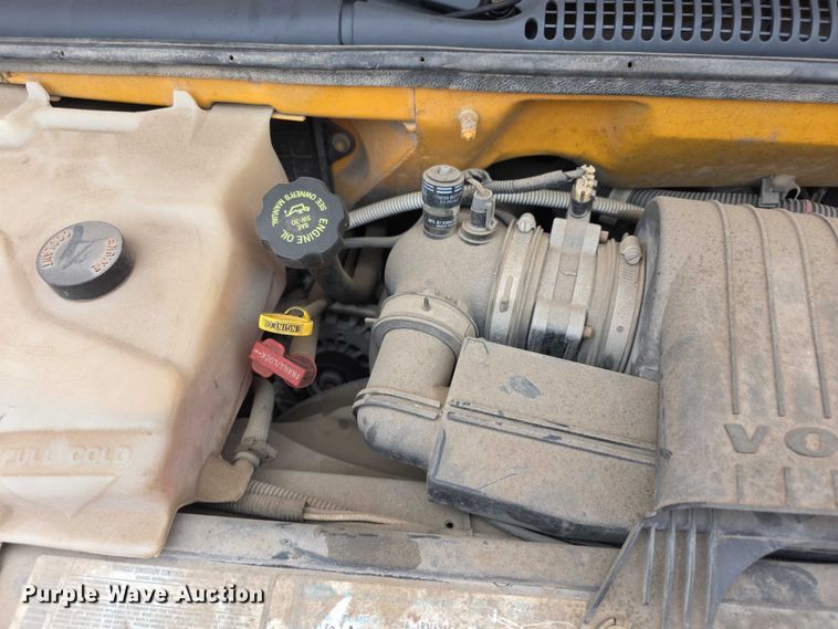 image for item FI0611 2002 Chevrolet Express G3500 school bus