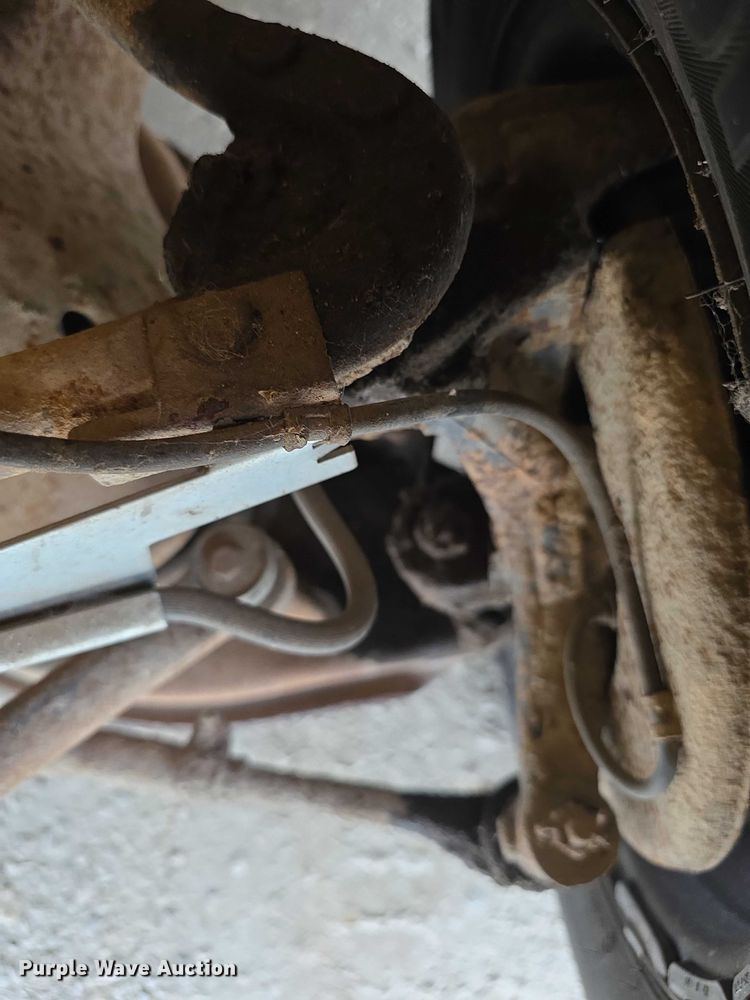 image for item FI0611 2002 Chevrolet Express G3500 school bus