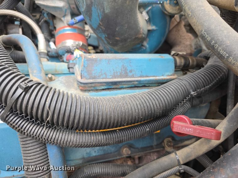 image for item FI0612 2003 International 3800 school bus