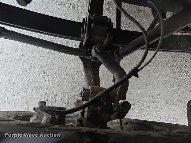 image for item FI0612 2003 International 3800 school bus