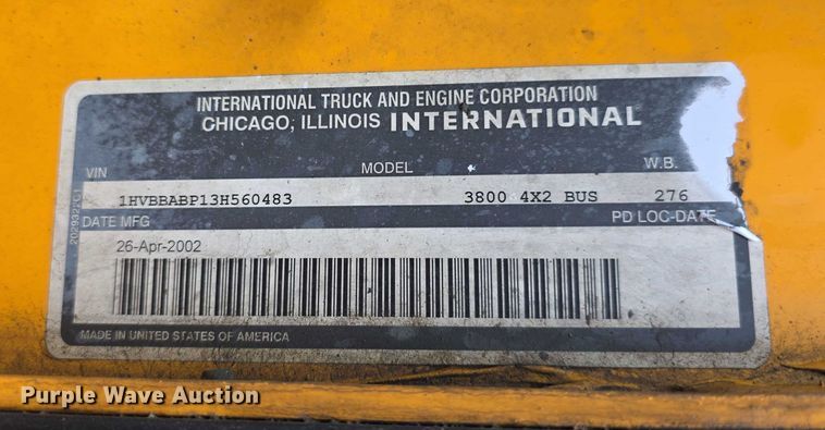 image for item FI0612 2003 International 3800 school bus