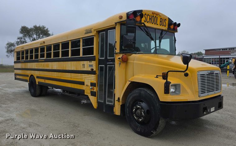 image for item FI0613 2003 Freightliner  FS65 school bus