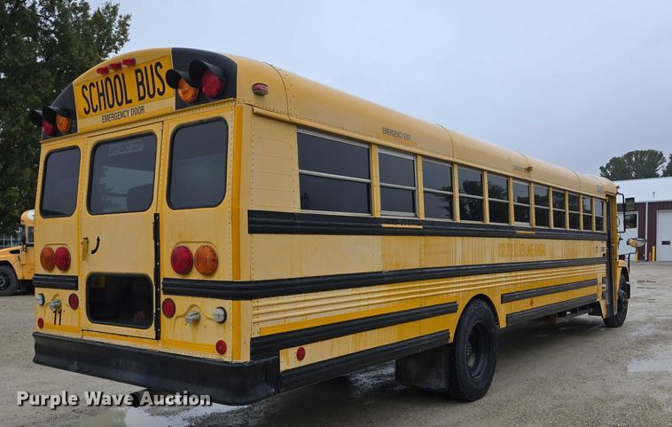 image for item FI0613 2003 Freightliner  FS65 school bus