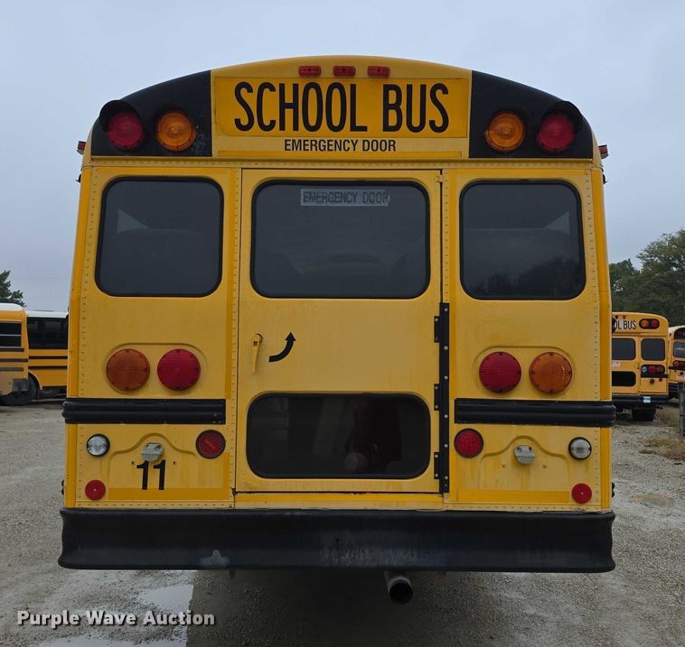 image for item FI0613 2003 Freightliner  FS65 school bus