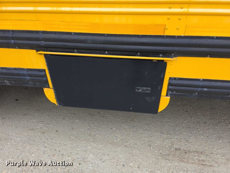 image for item FI0613 2003 Freightliner  FS65 school bus