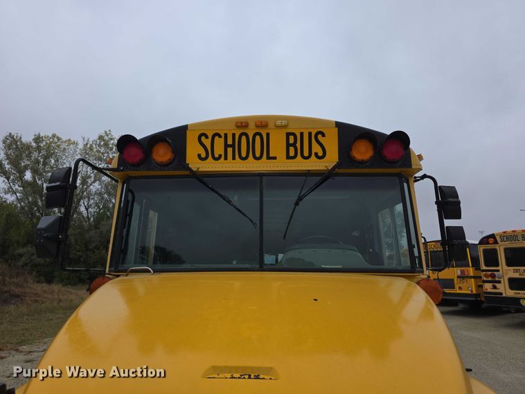 image for item FI0613 2003 Freightliner  FS65 school bus