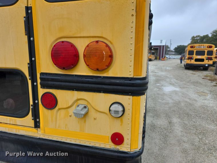 image for item FI0613 2003 Freightliner  FS65 school bus