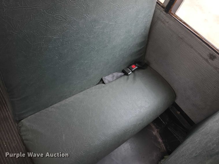 image for item FI0613 2003 Freightliner  FS65 school bus