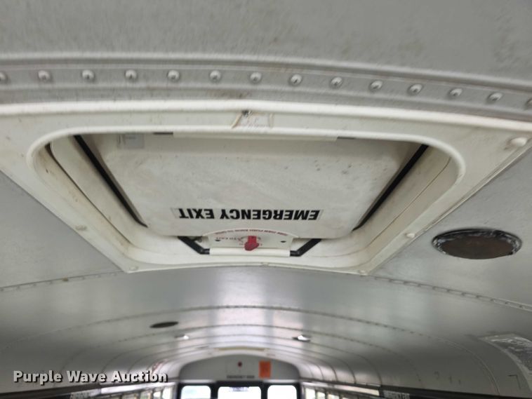 image for item FI0613 2003 Freightliner  FS65 school bus