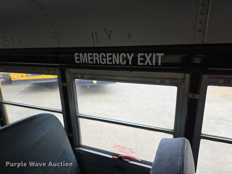 image for item FI0613 2003 Freightliner  FS65 school bus