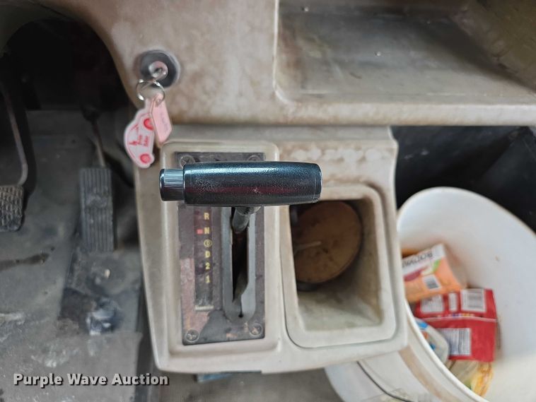 image for item FI0613 2003 Freightliner  FS65 school bus