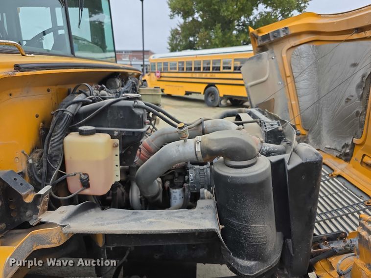image for item FI0613 2003 Freightliner  FS65 school bus