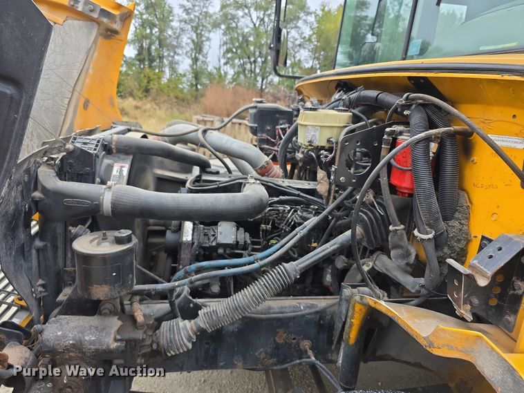 image for item FI0613 2003 Freightliner  FS65 school bus