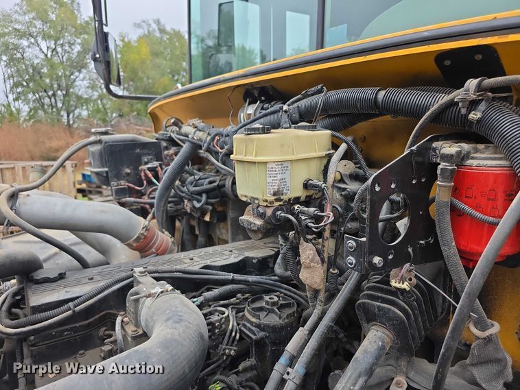 image for item FI0613 2003 Freightliner  FS65 school bus