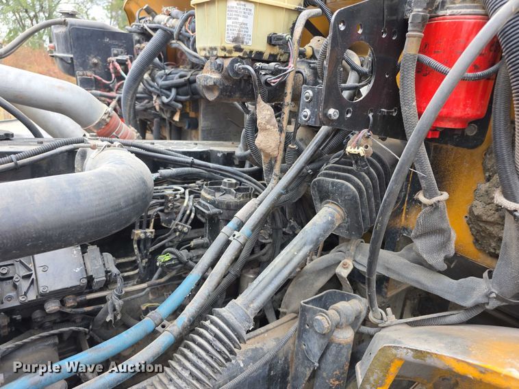 image for item FI0613 2003 Freightliner  FS65 school bus