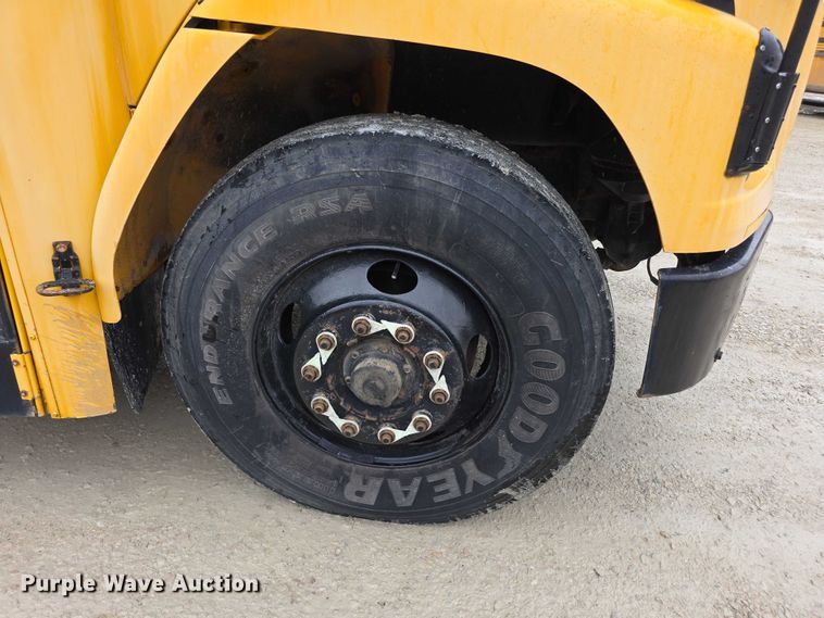image for item FI0613 2003 Freightliner  FS65 school bus