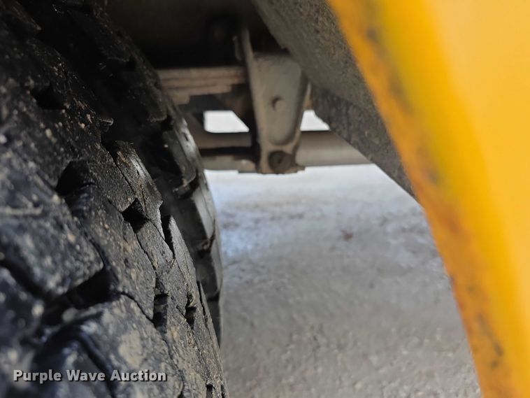 image for item FI0613 2003 Freightliner  FS65 school bus