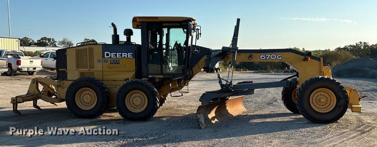 MOTOCONFORMADORA JOHN DEERE 670G 2009