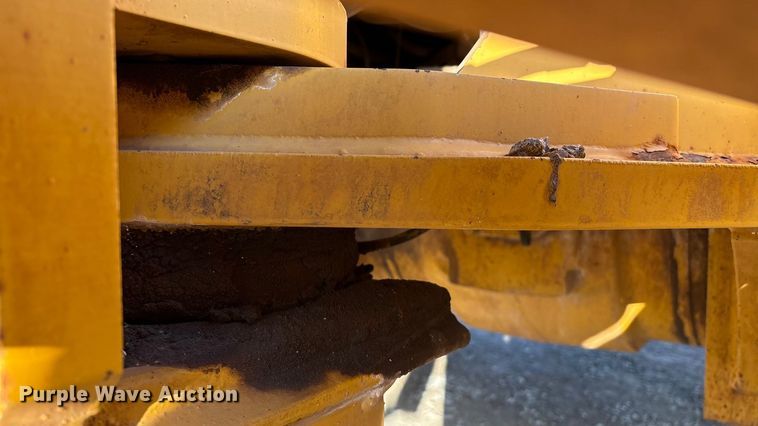 image for item IE9238 2009 John Deere 670G motor grader