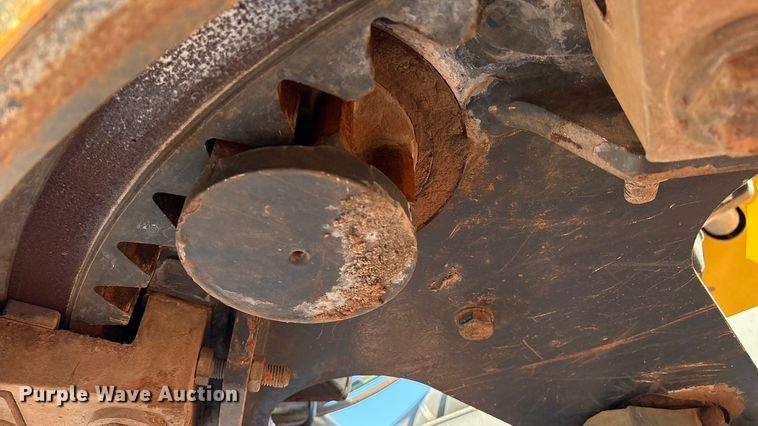 image for item IE9238 2009 John Deere 670G motor grader