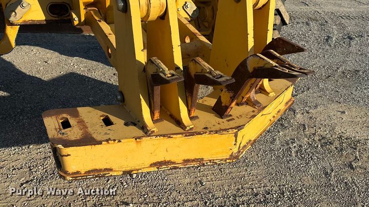 image for item IE9238 2009 John Deere 670G motor grader