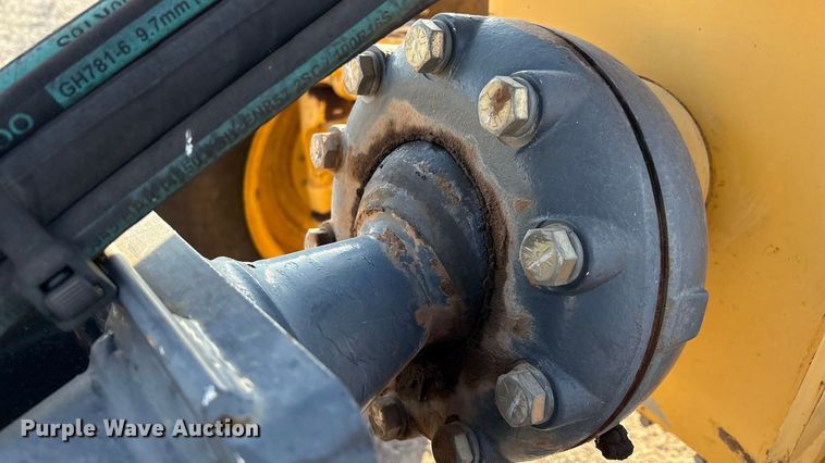 image for item IE9238 2009 John Deere 670G motor grader