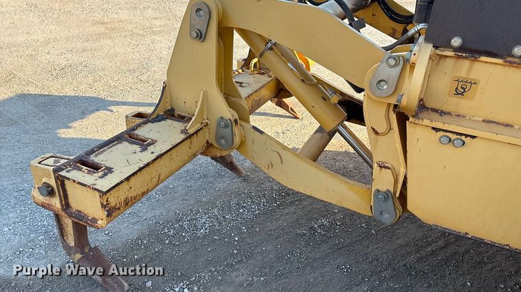 image for item IE9238 2009 John Deere 670G motor grader