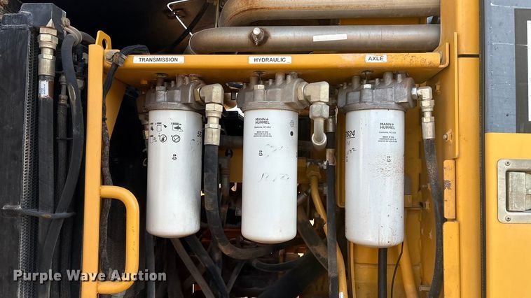 image for item IE9238 2009 John Deere 670G motor grader