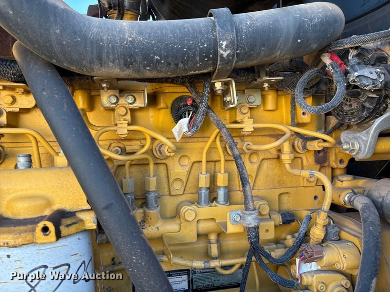 image for item IE9238 2009 John Deere 670G motor grader