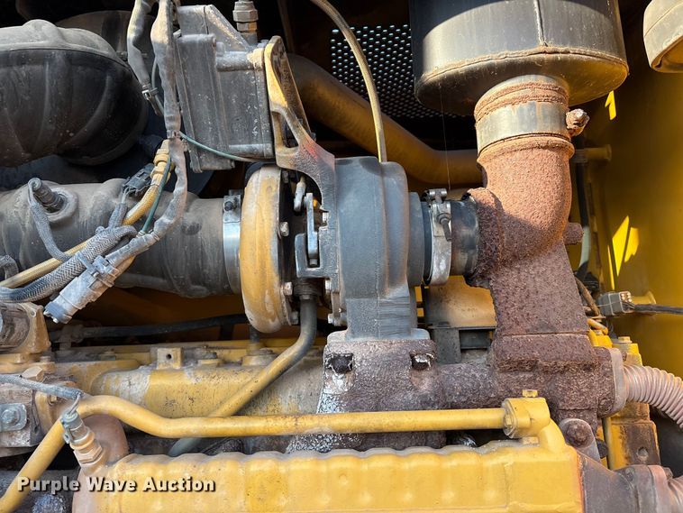 image for item IE9238 2009 John Deere 670G motor grader