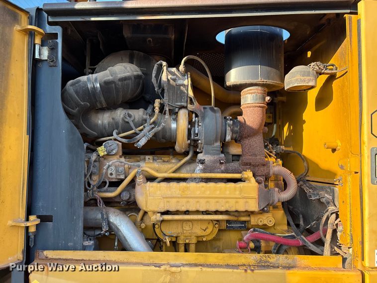 image for item IE9238 2009 John Deere 670G motor grader