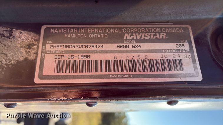 image for item IE9240 1997 International 9200 semi truck