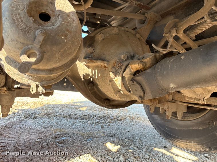 image for item IE9242 2007 International 4400 dump truck