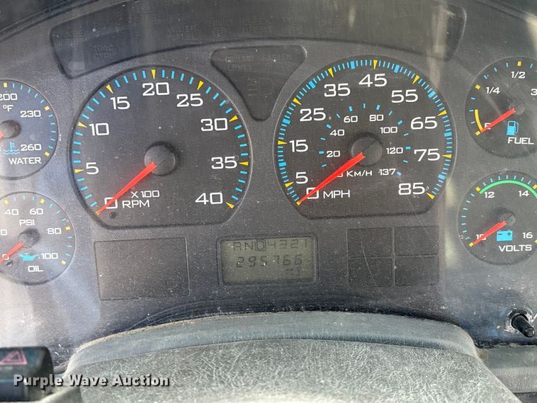 image for item IE9242 2007 International 4400 dump truck