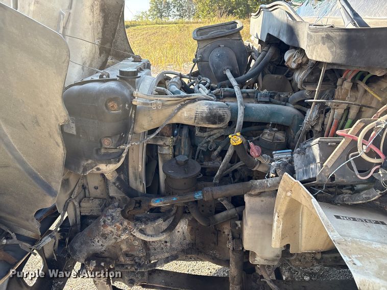 image for item IE9242 2007 International 4400 dump truck