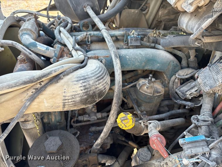 image for item IE9242 2007 International 4400 dump truck