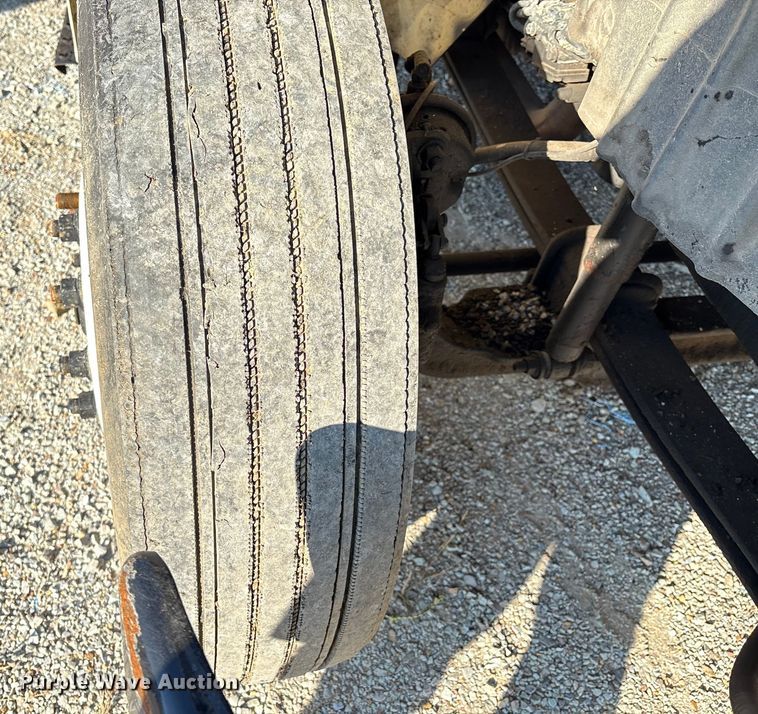 image for item IE9242 2007 International 4400 dump truck