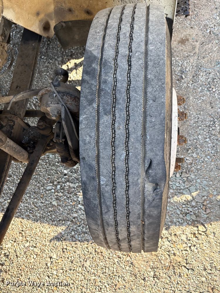 image for item IE9242 2007 International 4400 dump truck