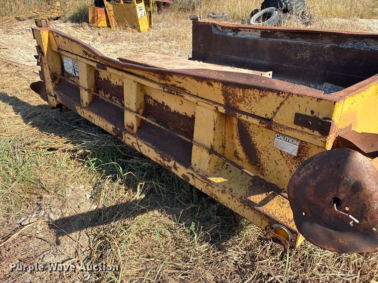 image for item IE9243 Dump bed