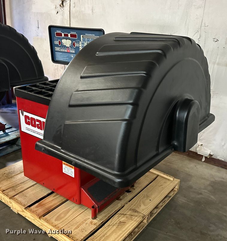 image for item DF8629 (2) Coats 1250 tire balance machines