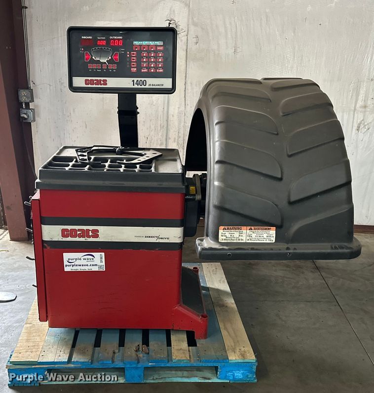 image for item DF8631 Coats 1400 tire balancer