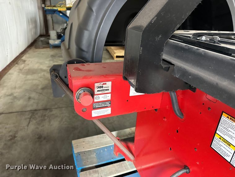 image for item DF8631 Coats 1400 tire balancer